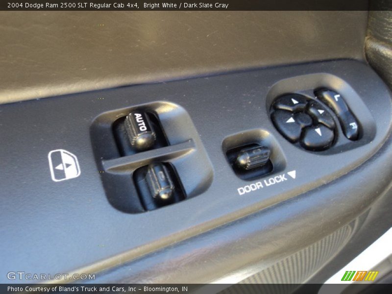 Bright White / Dark Slate Gray 2004 Dodge Ram 2500 SLT Regular Cab 4x4