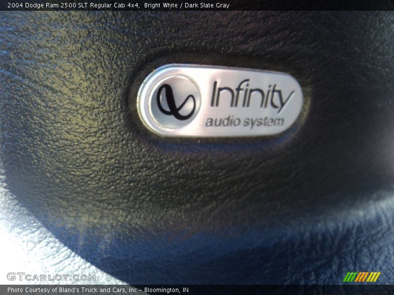 Bright White / Dark Slate Gray 2004 Dodge Ram 2500 SLT Regular Cab 4x4