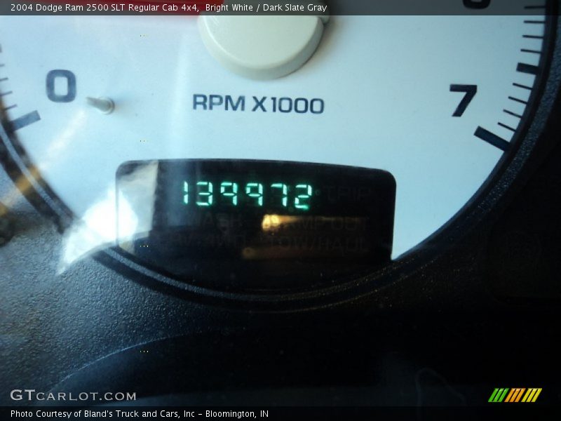 Bright White / Dark Slate Gray 2004 Dodge Ram 2500 SLT Regular Cab 4x4