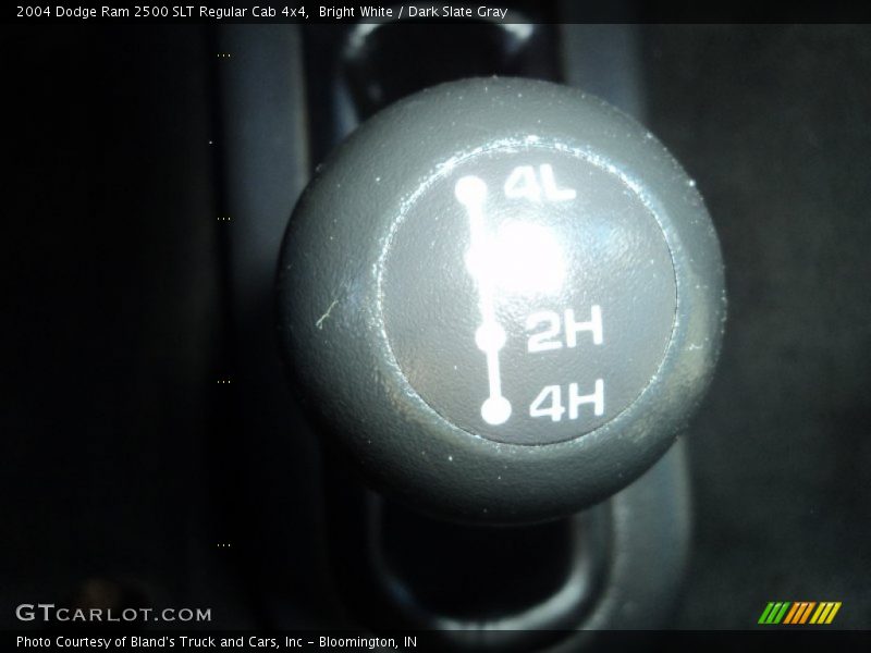 Bright White / Dark Slate Gray 2004 Dodge Ram 2500 SLT Regular Cab 4x4