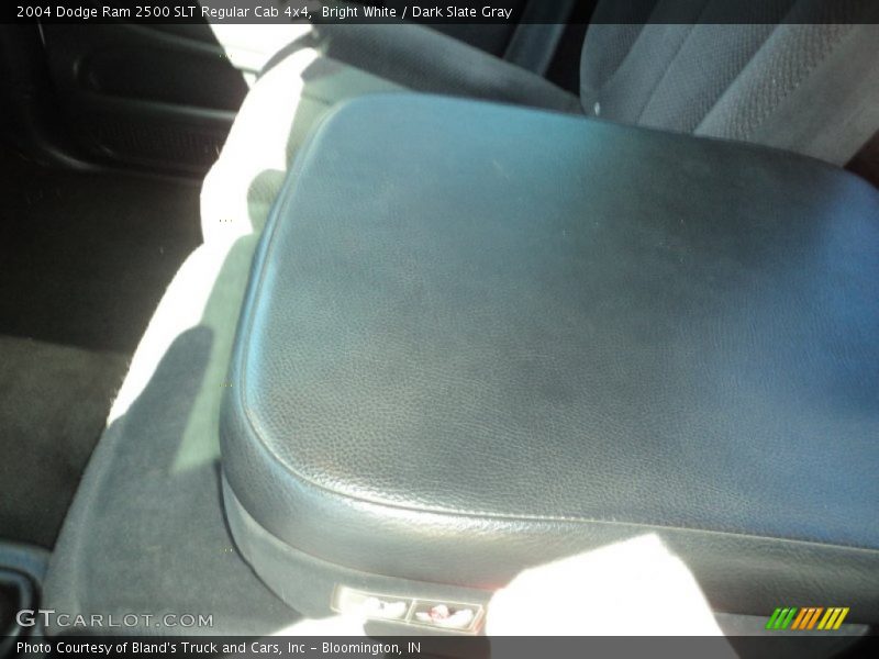 Bright White / Dark Slate Gray 2004 Dodge Ram 2500 SLT Regular Cab 4x4