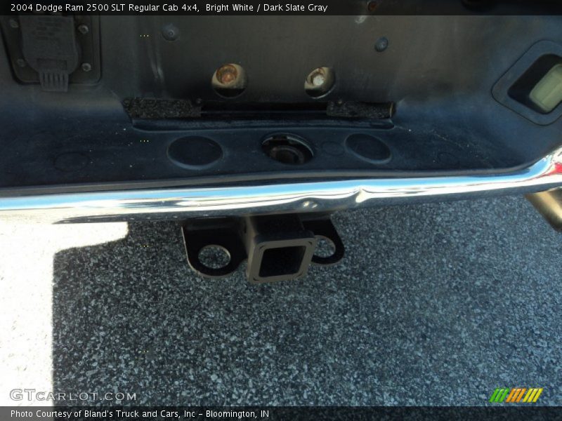 Bright White / Dark Slate Gray 2004 Dodge Ram 2500 SLT Regular Cab 4x4
