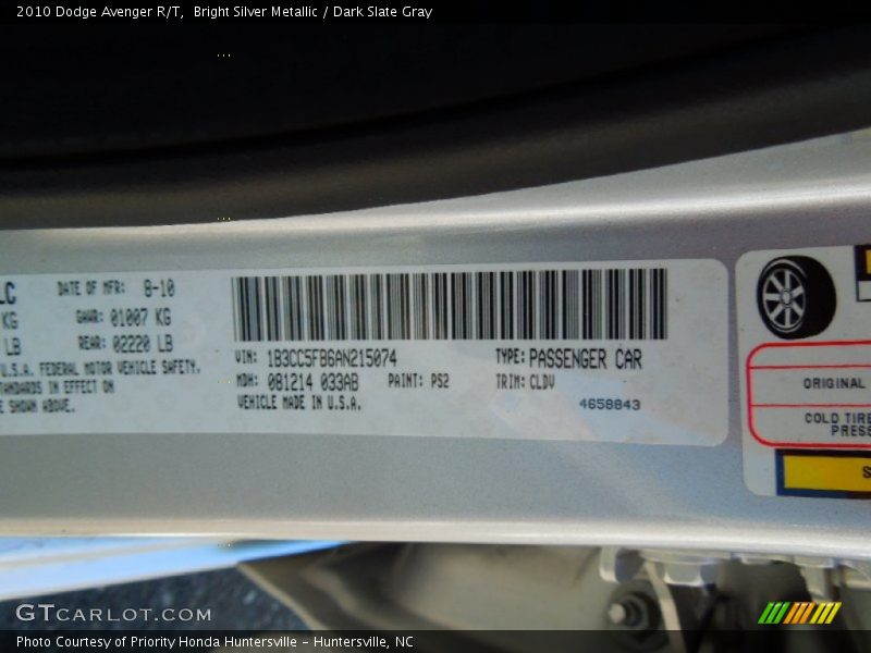 Bright Silver Metallic / Dark Slate Gray 2010 Dodge Avenger R/T