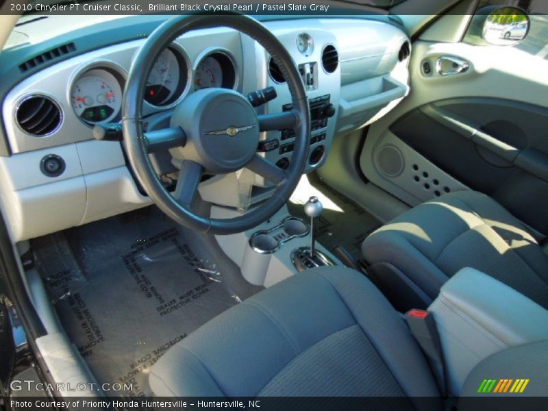 Brilliant Black Crystal Pearl / Pastel Slate Gray 2010 Chrysler PT Cruiser Classic