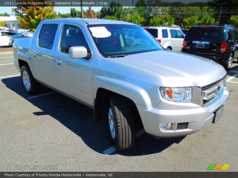 Front 3/4 View of 2011 Ridgeline RTS
