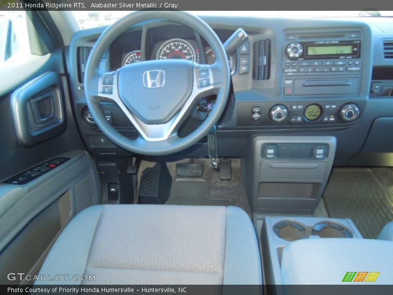 Dashboard of 2011 Ridgeline RTS