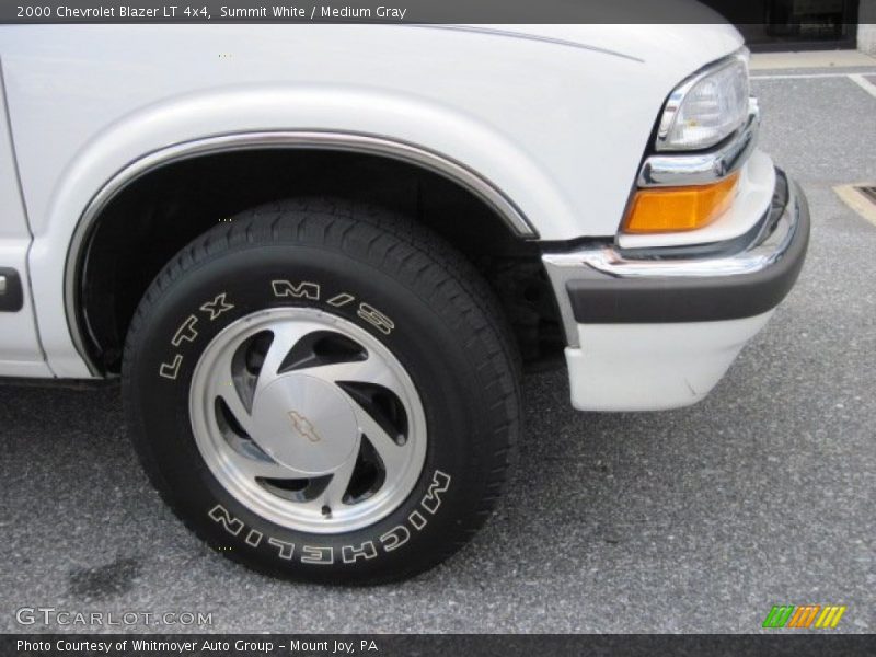 Summit White / Medium Gray 2000 Chevrolet Blazer LT 4x4