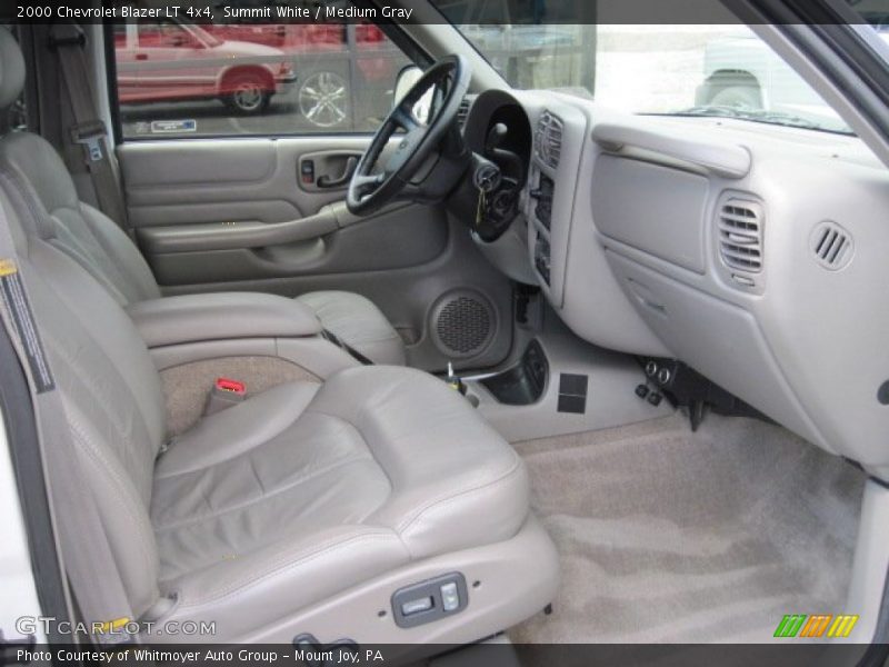 Summit White / Medium Gray 2000 Chevrolet Blazer LT 4x4