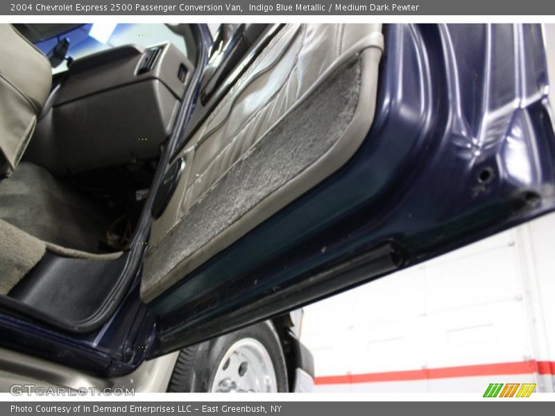 Indigo Blue Metallic / Medium Dark Pewter 2004 Chevrolet Express 2500 Passenger Conversion Van