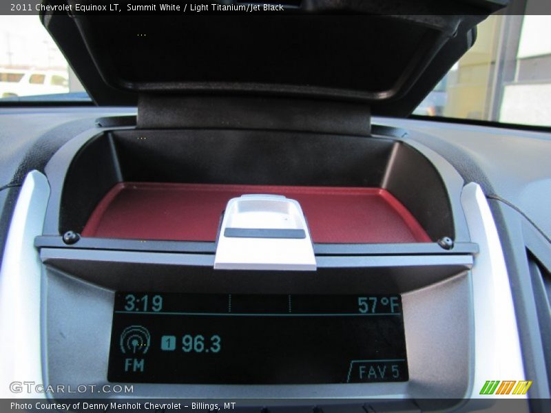 Summit White / Light Titanium/Jet Black 2011 Chevrolet Equinox LT