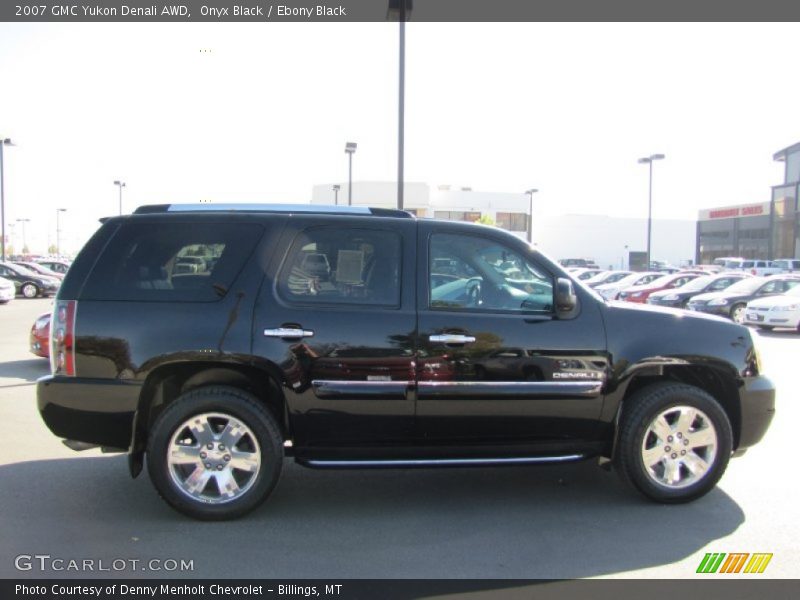 Onyx Black / Ebony Black 2007 GMC Yukon Denali AWD