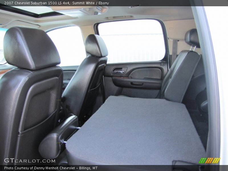Summit White / Ebony 2007 Chevrolet Suburban 1500 LS 4x4