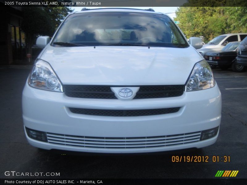 Natural White / Taupe 2005 Toyota Sienna XLE AWD