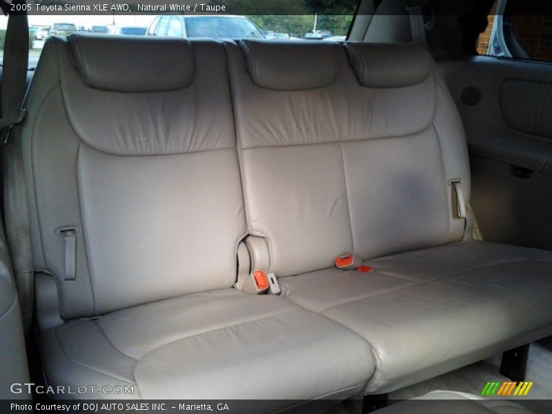 Natural White / Taupe 2005 Toyota Sienna XLE AWD