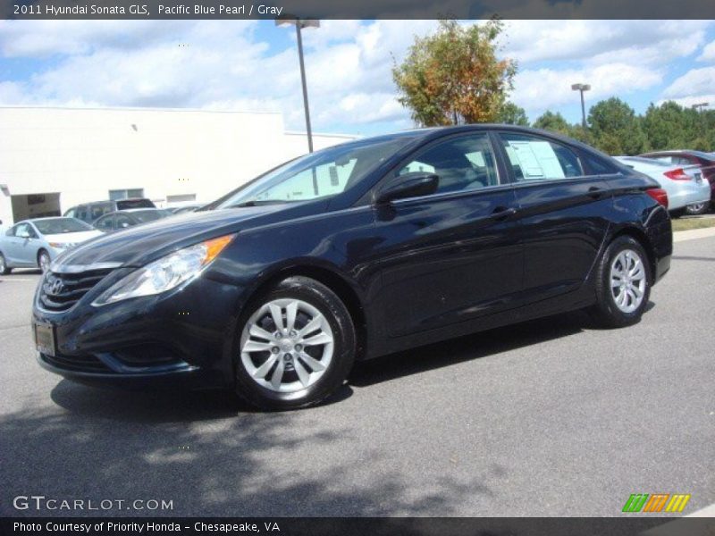 Pacific Blue Pearl / Gray 2011 Hyundai Sonata GLS
