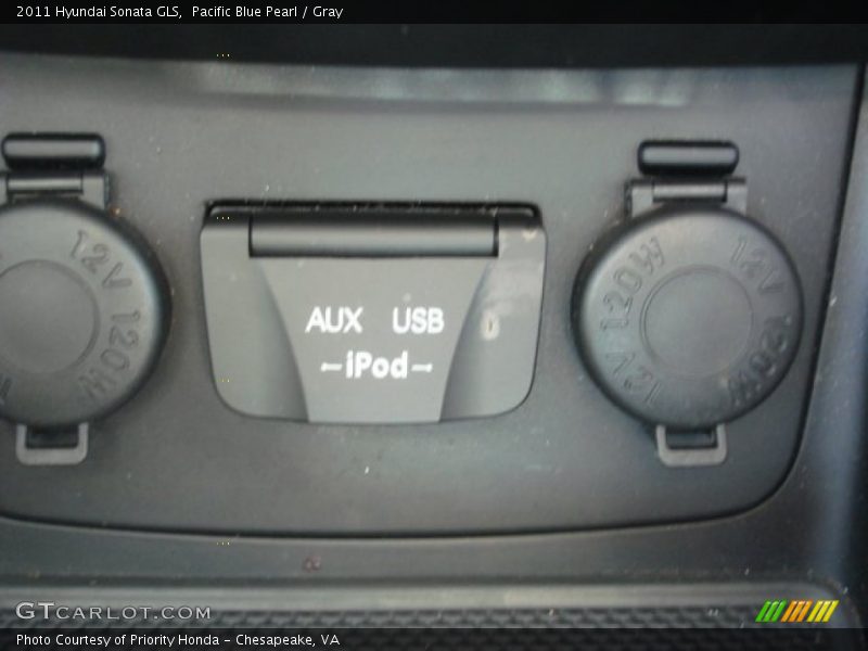 Pacific Blue Pearl / Gray 2011 Hyundai Sonata GLS