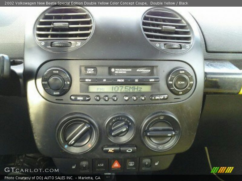 Double Yellow / Black 2002 Volkswagen New Beetle Special Edition Double Yellow Color Concept Coupe