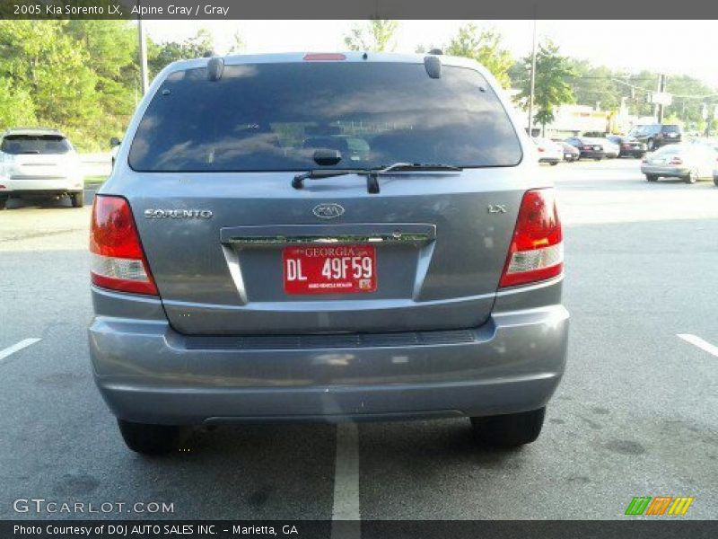 Alpine Gray / Gray 2005 Kia Sorento LX