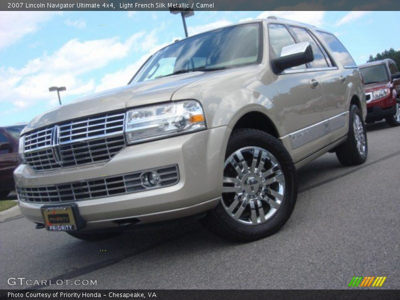 Light French Silk Metallic / Camel 2007 Lincoln Navigator Ultimate 4x4