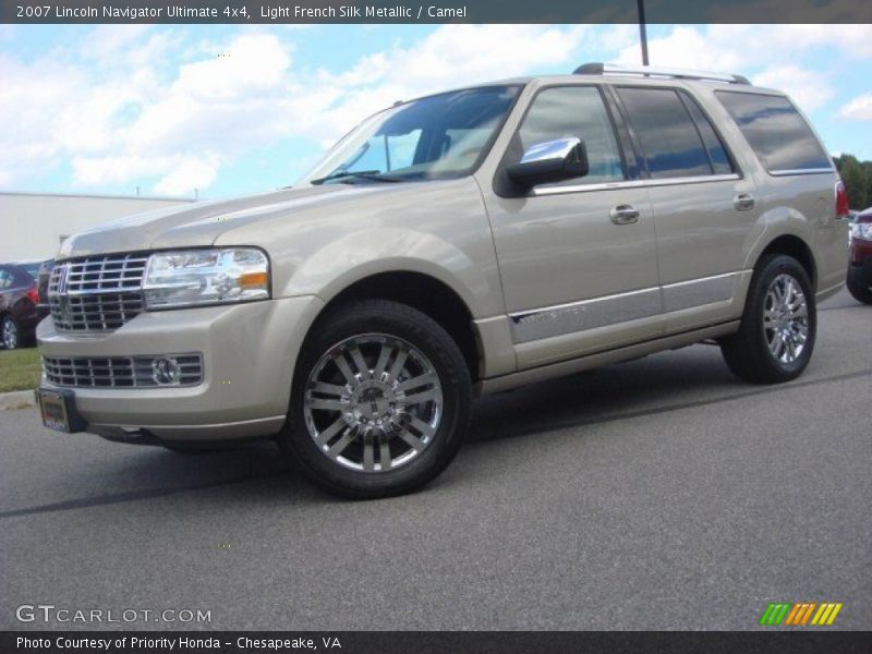  2007 Navigator Ultimate 4x4 Light French Silk Metallic