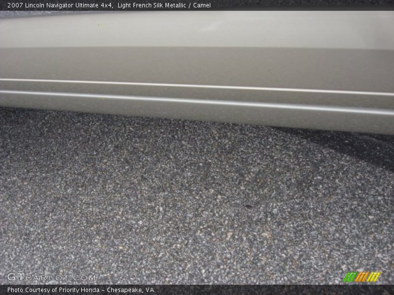 Light French Silk Metallic / Camel 2007 Lincoln Navigator Ultimate 4x4