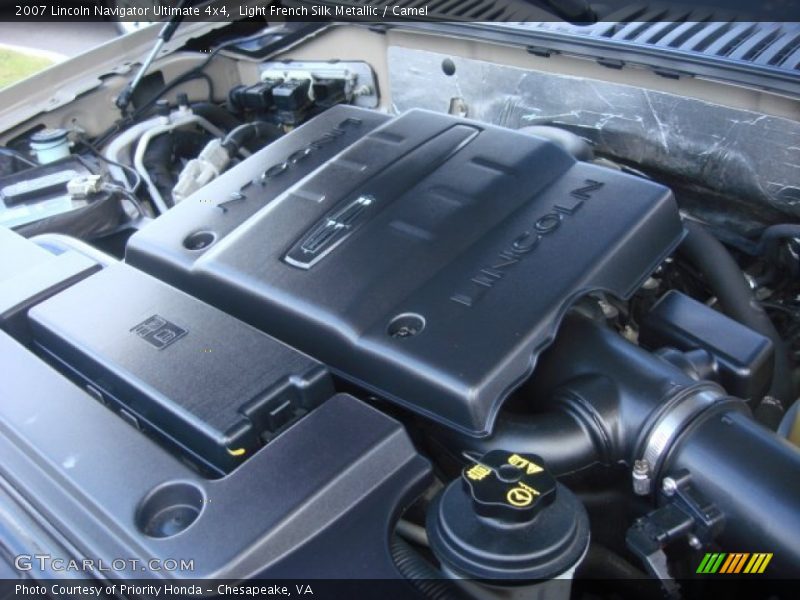  2007 Navigator Ultimate 4x4 Engine - 5.4 Liter SOHC 24-Valve VVT V8
