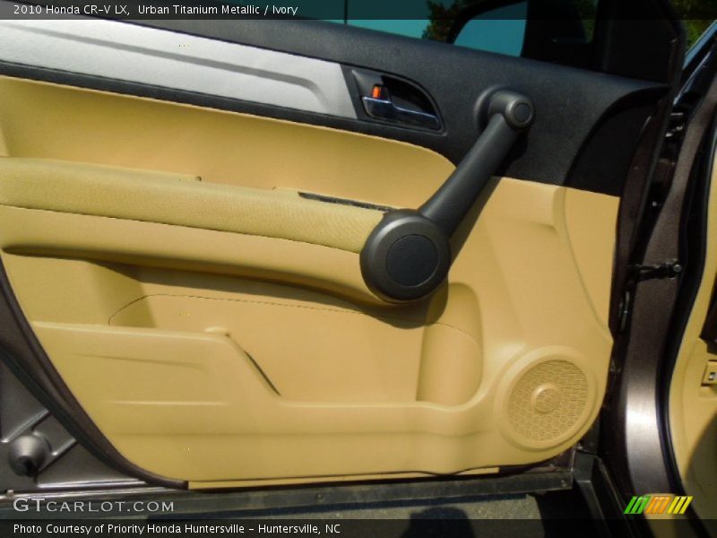 Urban Titanium Metallic / Ivory 2010 Honda CR-V LX
