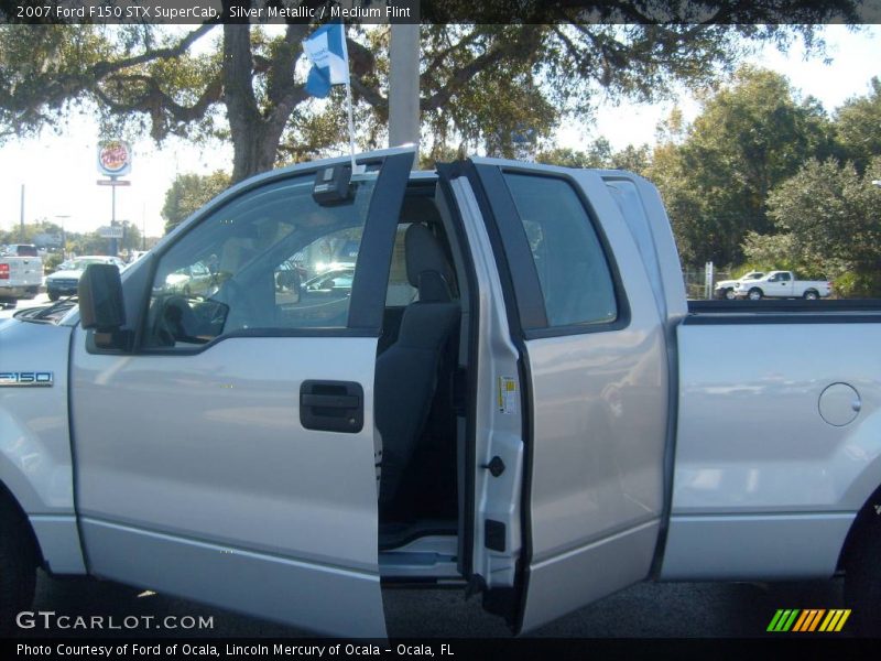 Silver Metallic / Medium Flint 2007 Ford F150 STX SuperCab