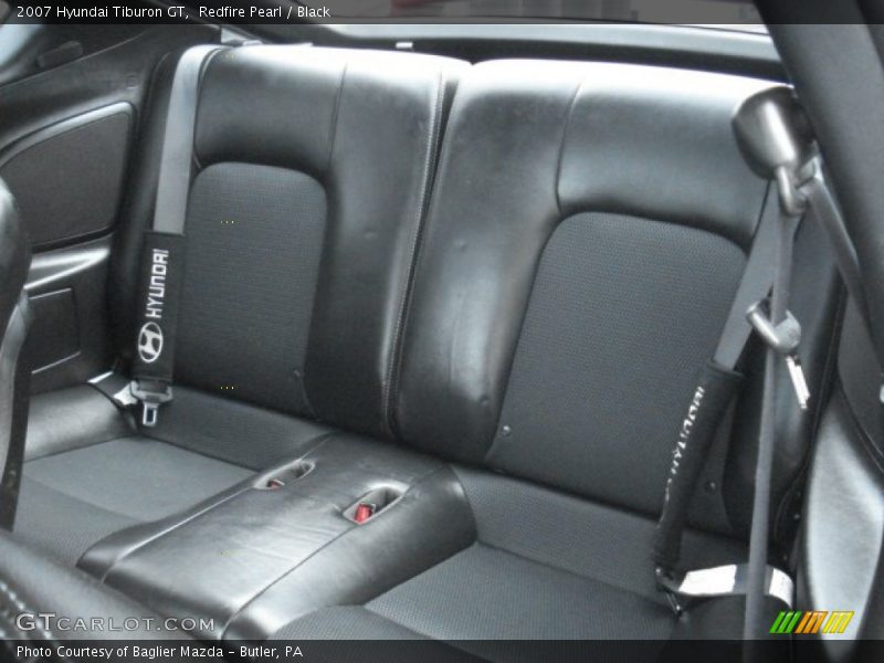Rear Seat of 2007 Tiburon GT