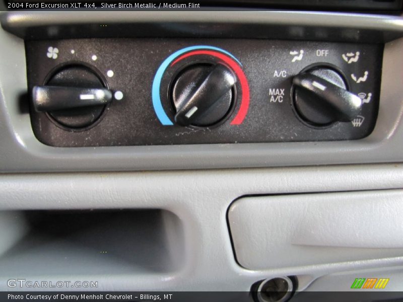 Controls of 2004 Excursion XLT 4x4
