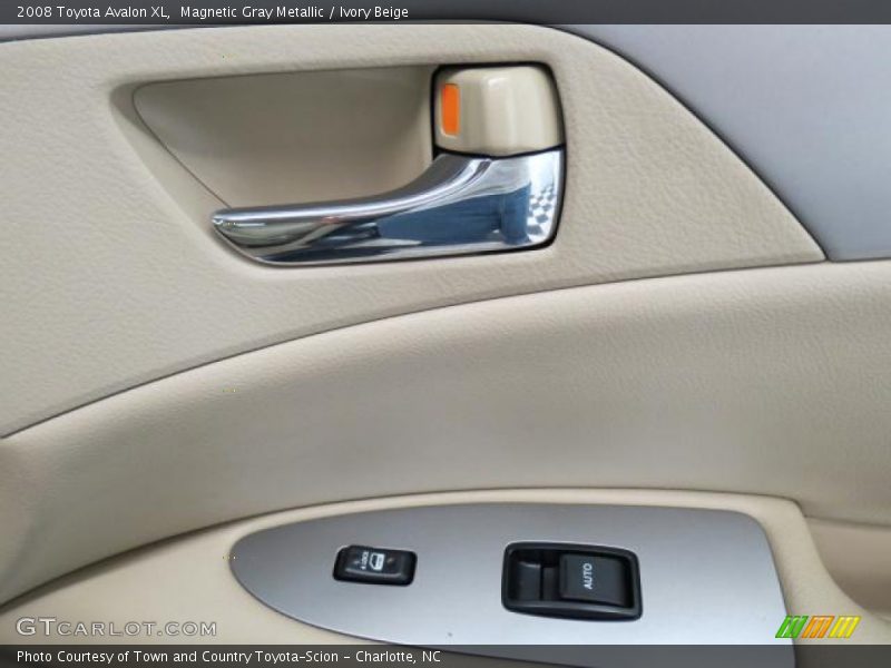 Magnetic Gray Metallic / Ivory Beige 2008 Toyota Avalon XL