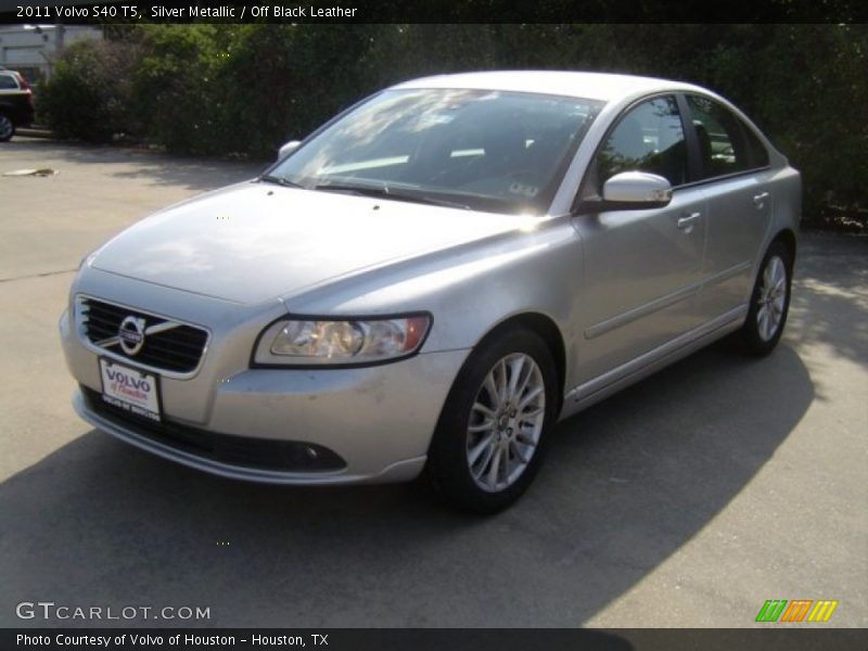 Silver Metallic / Off Black Leather 2011 Volvo S40 T5