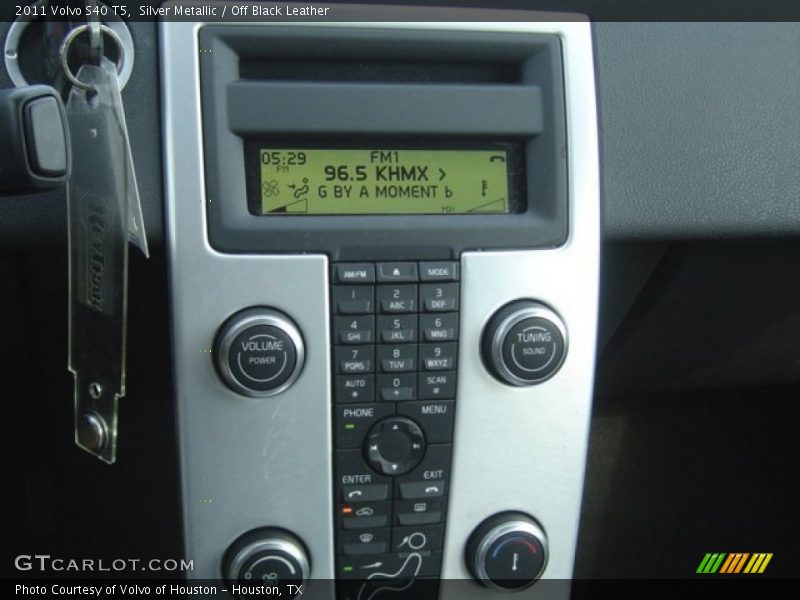 Silver Metallic / Off Black Leather 2011 Volvo S40 T5