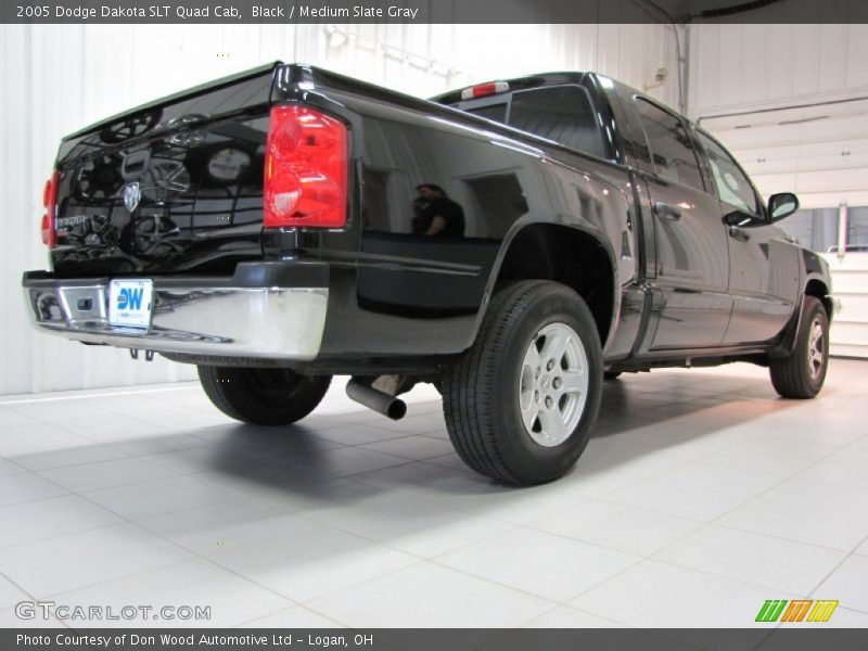 Black / Medium Slate Gray 2005 Dodge Dakota SLT Quad Cab