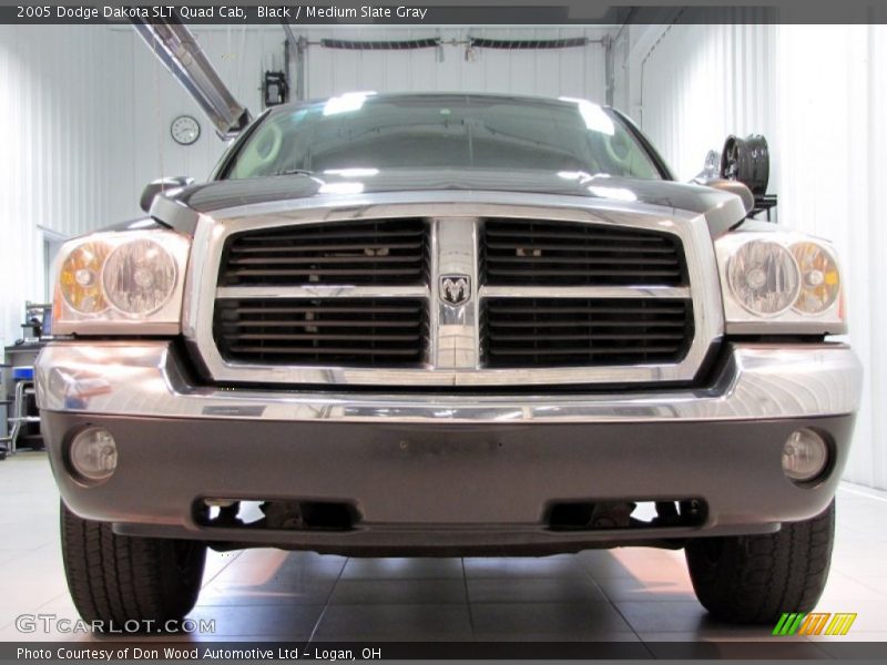 Black / Medium Slate Gray 2005 Dodge Dakota SLT Quad Cab