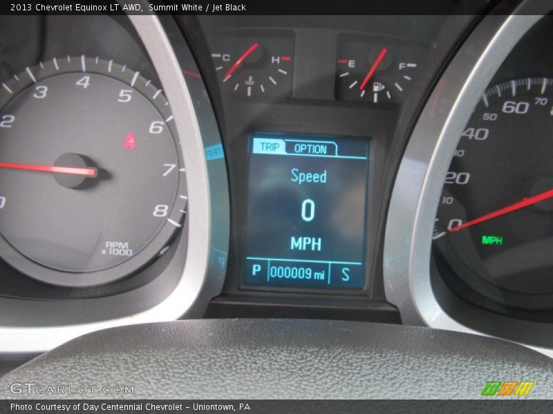 Summit White / Jet Black 2013 Chevrolet Equinox LT AWD