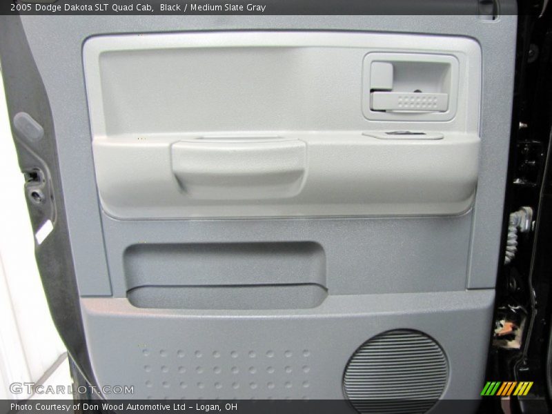 Black / Medium Slate Gray 2005 Dodge Dakota SLT Quad Cab