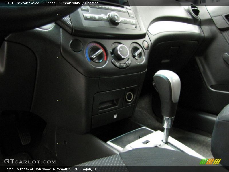 Summit White / Charcoal 2011 Chevrolet Aveo LT Sedan