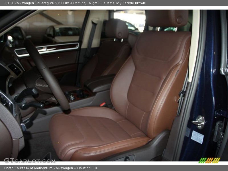 Front Seat of 2013 Touareg VR6 FSI Lux 4XMotion