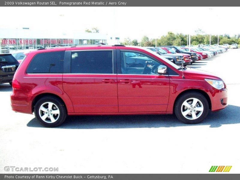 Pomegranate Red Metallic / Aero Grey 2009 Volkswagen Routan SEL