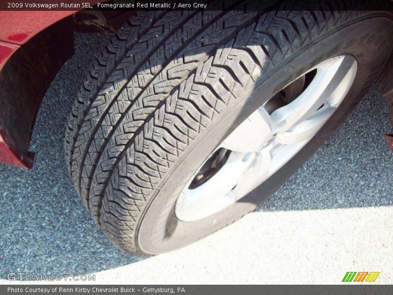 Pomegranate Red Metallic / Aero Grey 2009 Volkswagen Routan SEL
