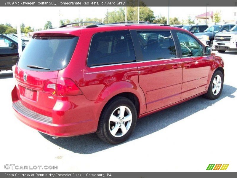 Pomegranate Red Metallic / Aero Grey 2009 Volkswagen Routan SEL