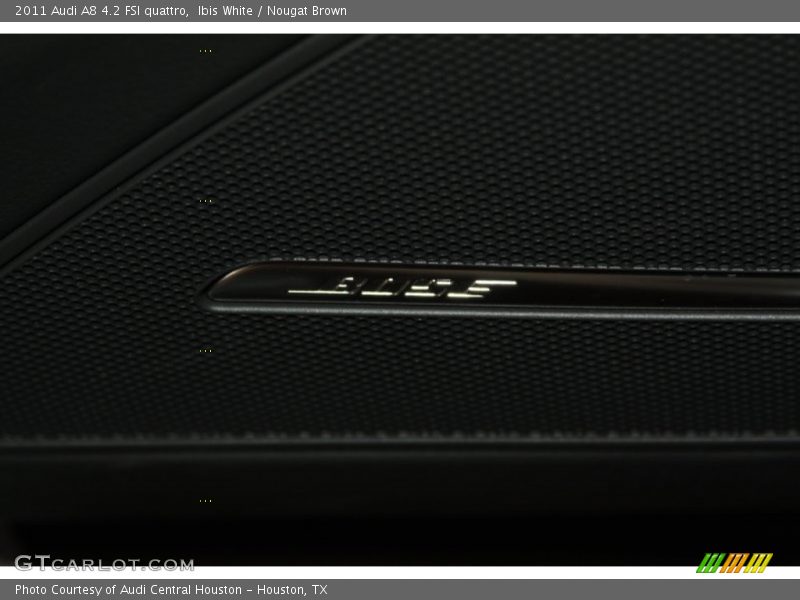 Ibis White / Nougat Brown 2011 Audi A8 4.2 FSI quattro