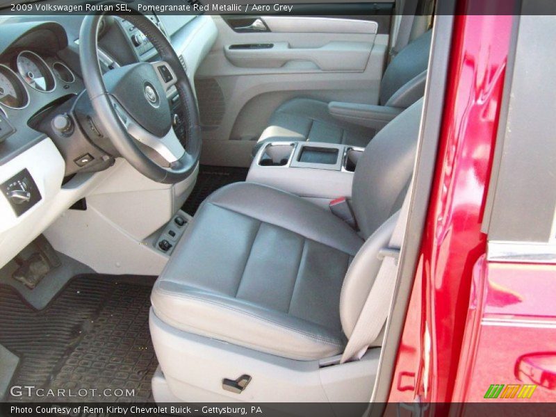 Pomegranate Red Metallic / Aero Grey 2009 Volkswagen Routan SEL