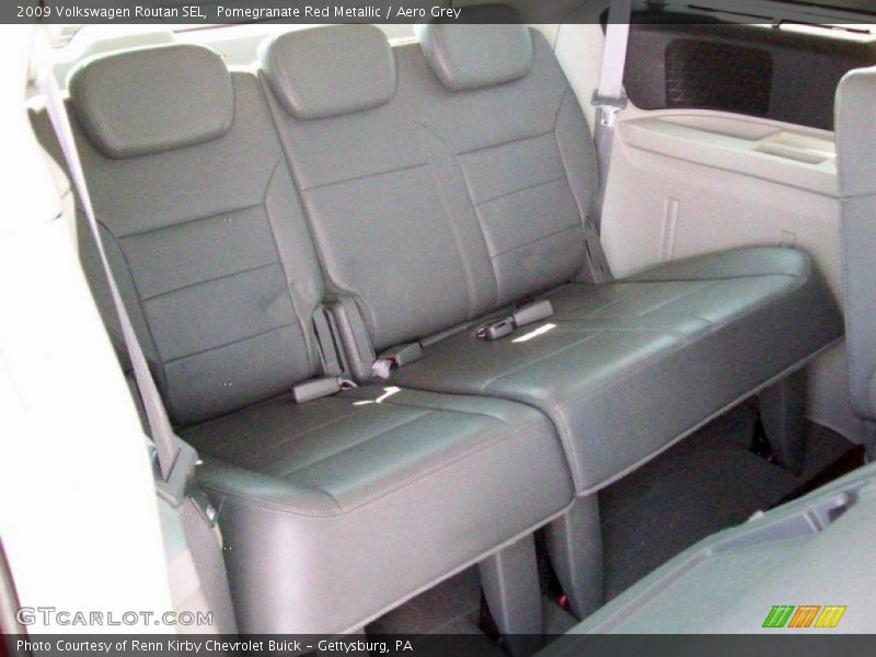 Pomegranate Red Metallic / Aero Grey 2009 Volkswagen Routan SEL