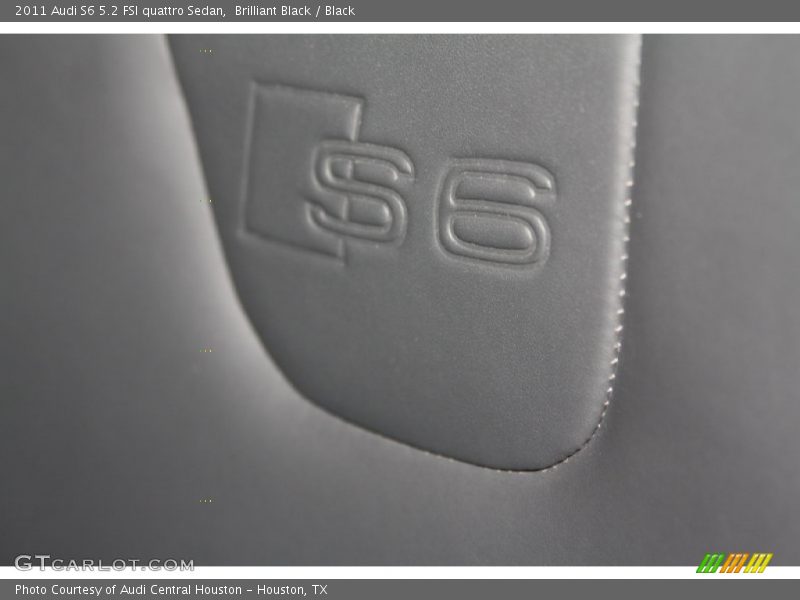  2011 S6 5.2 FSI quattro Sedan Logo