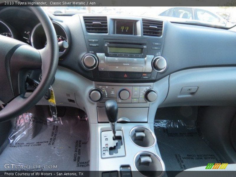 Classic Silver Metallic / Ash 2010 Toyota Highlander