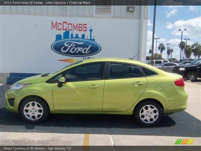Lime Squeeze / Charcoal Black 2013 Ford Fiesta SE Sedan