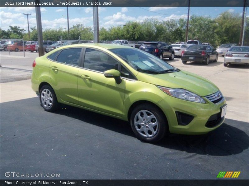 Lime Squeeze / Charcoal Black 2013 Ford Fiesta SE Sedan