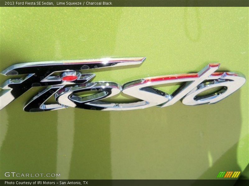 Lime Squeeze / Charcoal Black 2013 Ford Fiesta SE Sedan